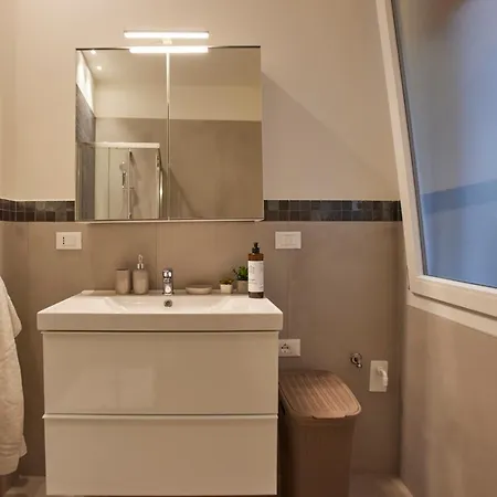 Likehome San -3rooms - 10persone -ferrara Lägenhet *