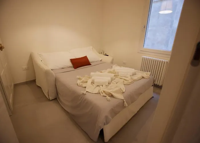 Likehome San -3rooms - 10persone -ferrara * 페라라